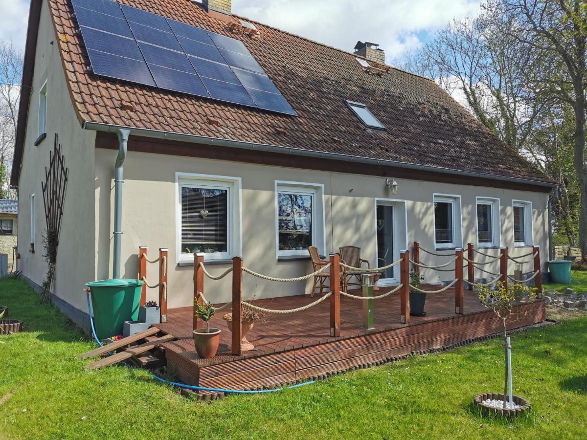Ferienwohnung Am Stadtrand Garz Ruegen Esterno foto
