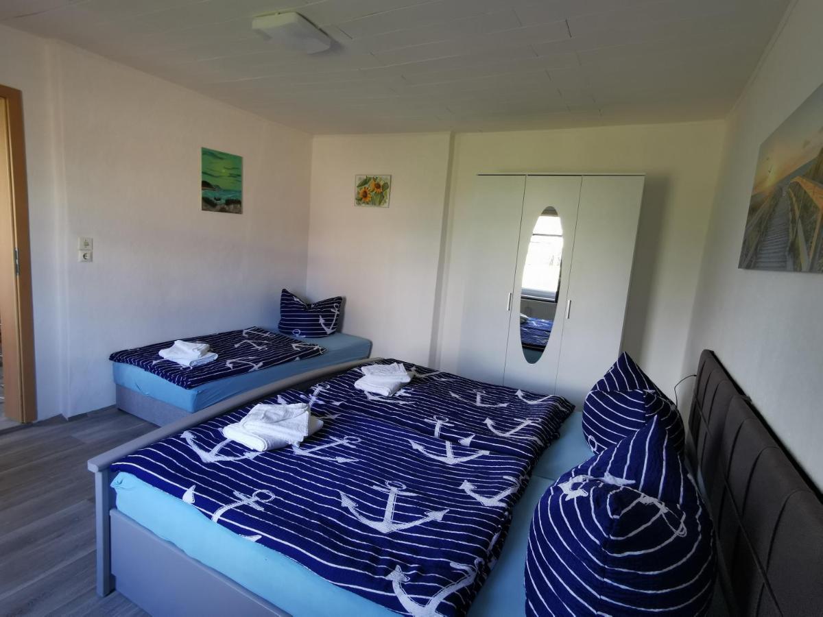 Ferienwohnung Am Stadtrand Garz Ruegen Esterno foto