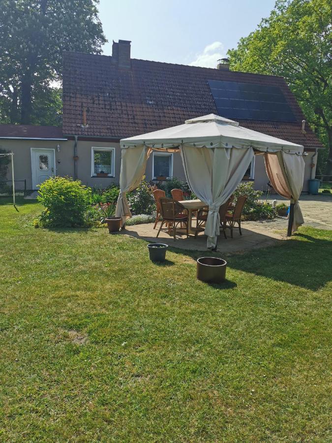 Ferienwohnung Am Stadtrand Garz Ruegen Esterno foto