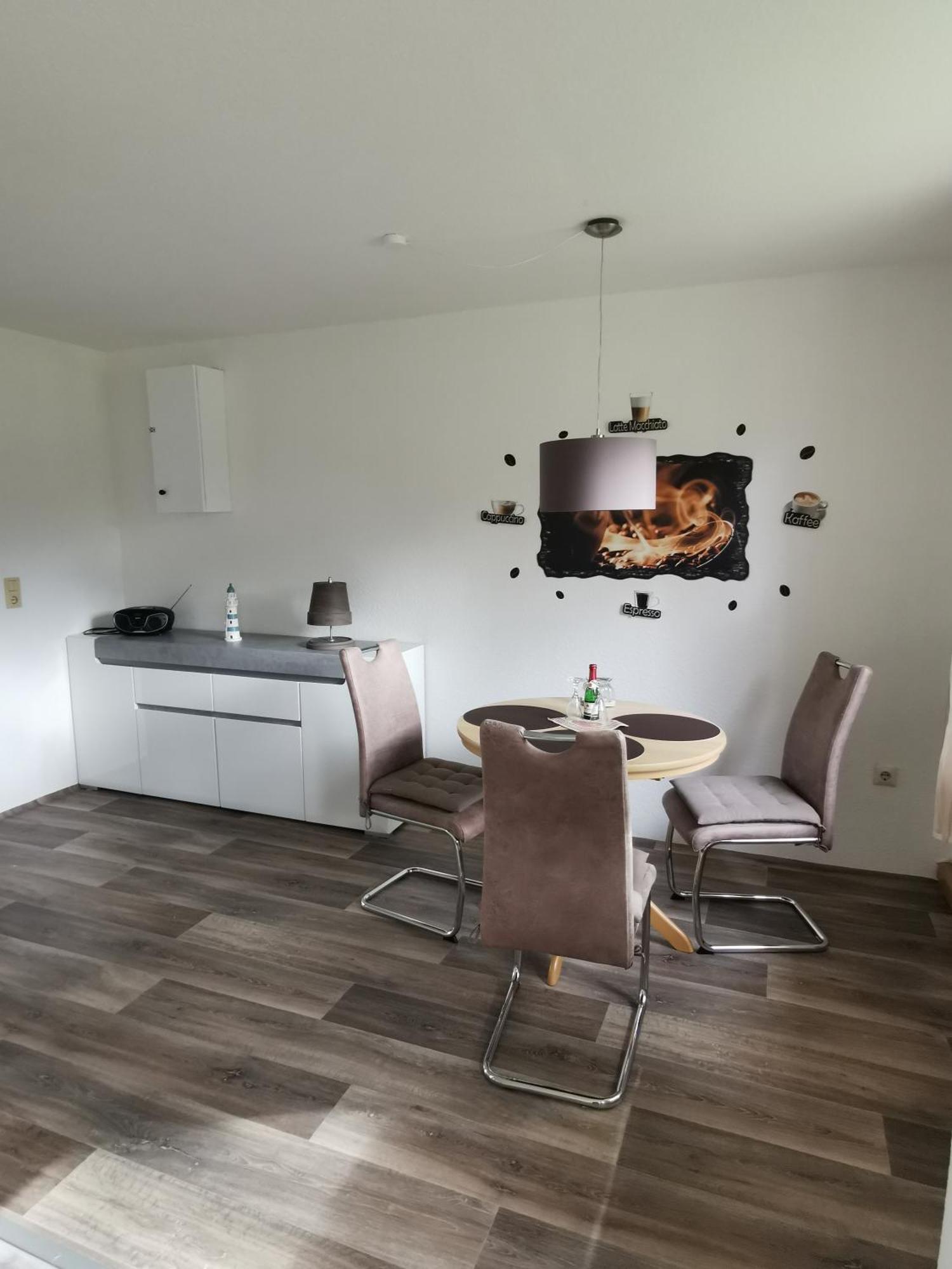 Ferienwohnung Am Stadtrand Garz Ruegen Esterno foto